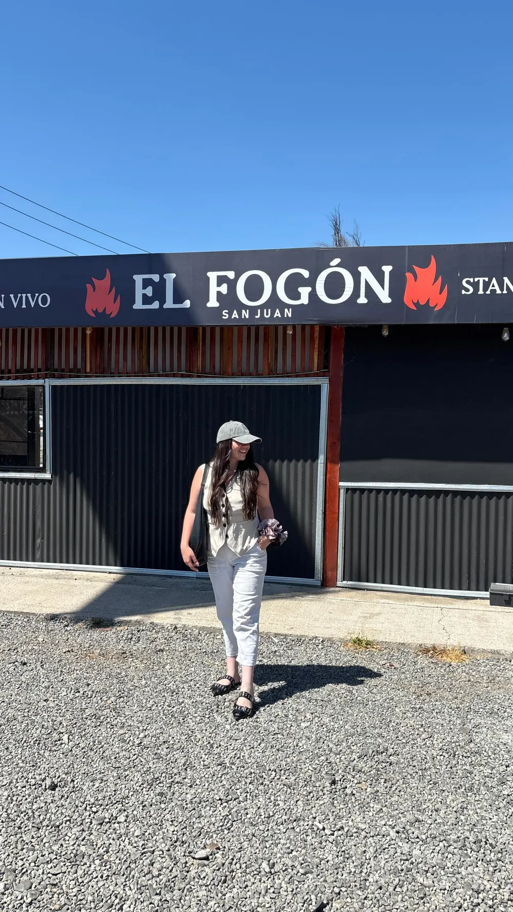 Fachada de El Fogón San Juan en Av. San Juan 2099, Machalí